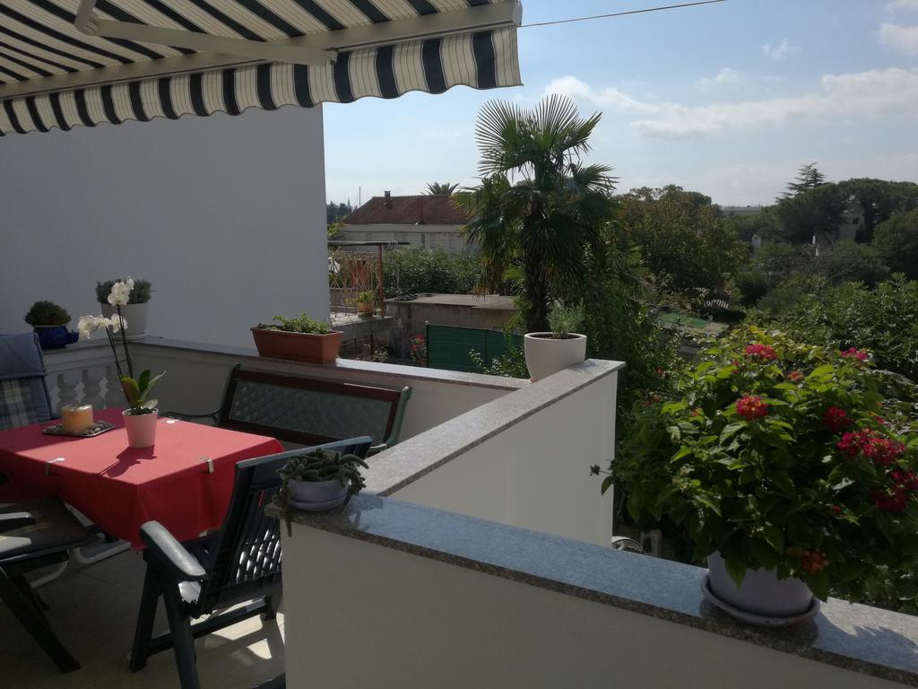 Apartment Vesna 扎达尔 外观 照片