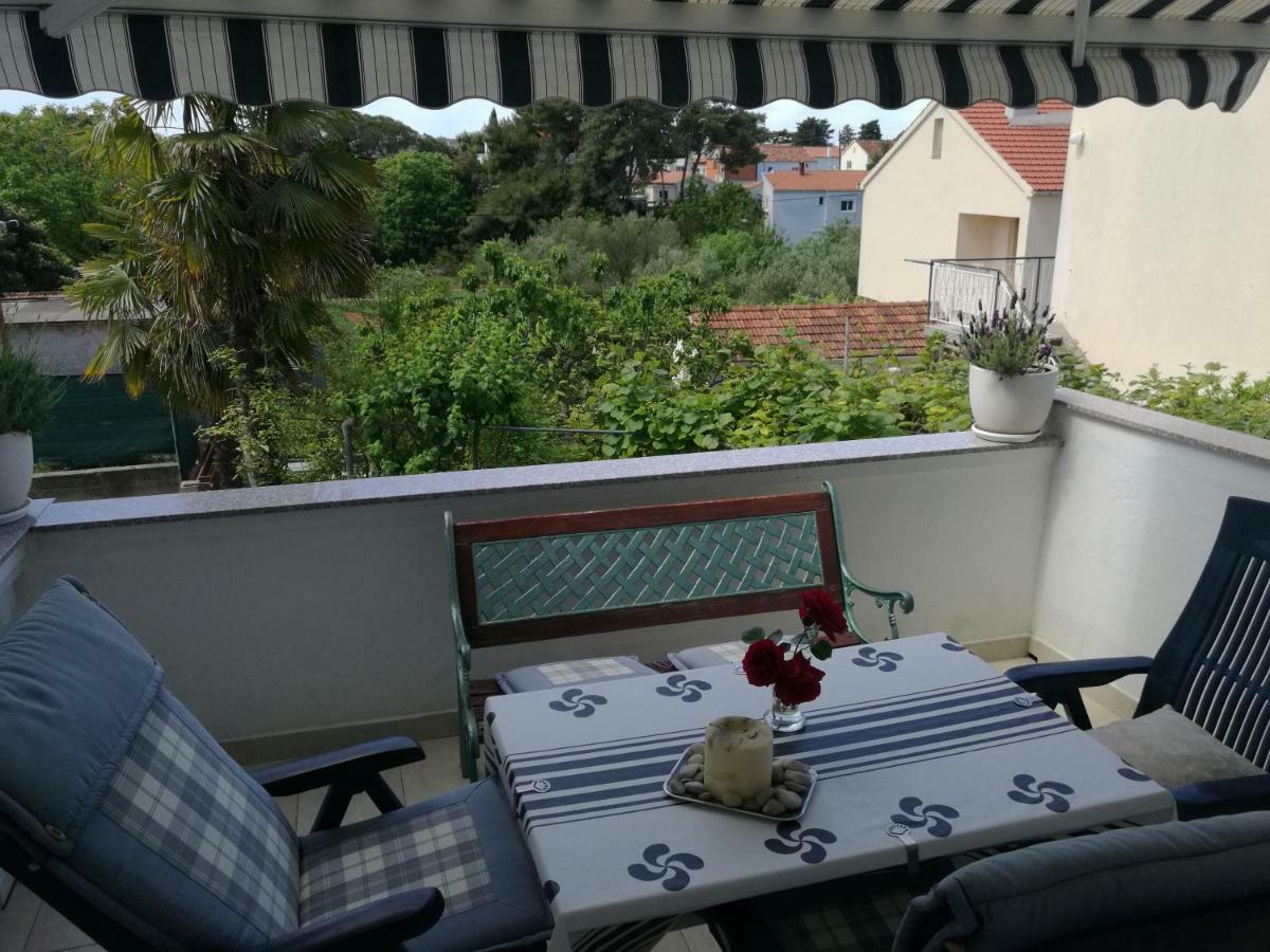 Apartment Vesna 扎达尔 外观 照片