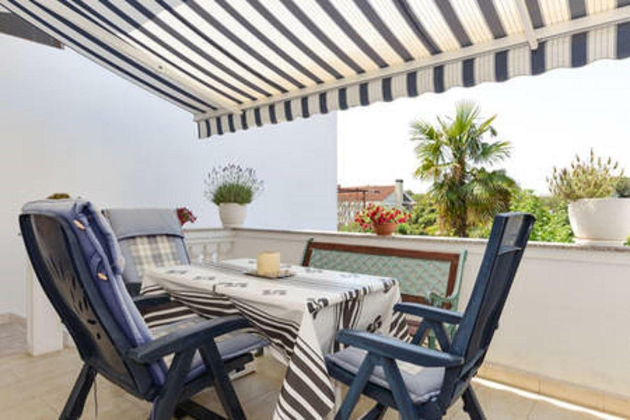 Apartment Vesna 扎达尔 外观 照片
