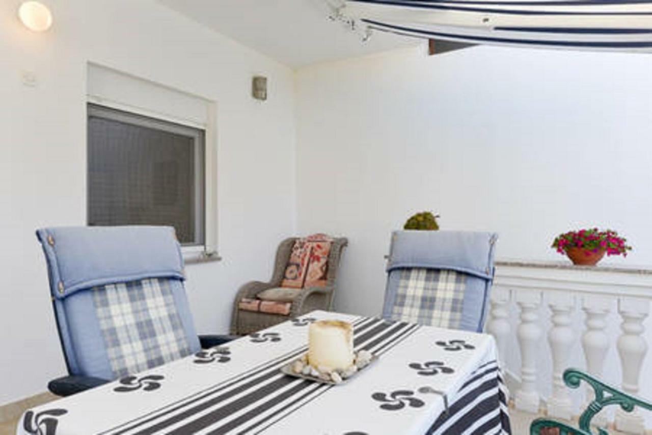 Apartment Vesna 扎达尔 外观 照片