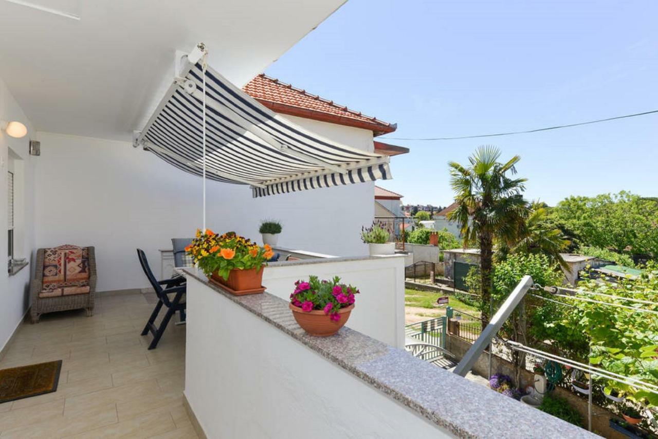 Apartment Vesna 扎达尔 外观 照片